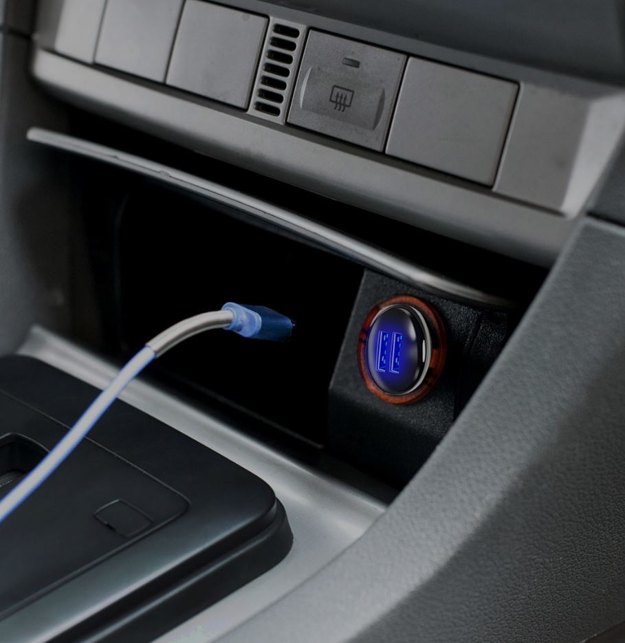 Irusu_Two_Port_Car_Charger_Fast